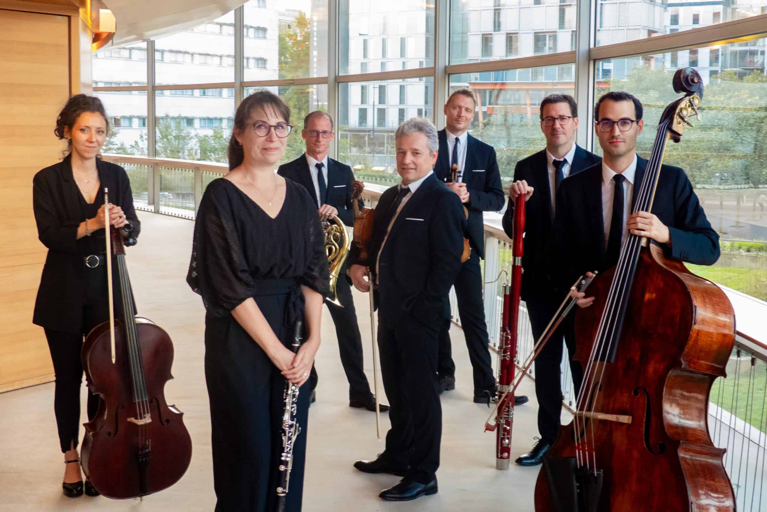 Les musiciens de la pause concert avec leur instrument